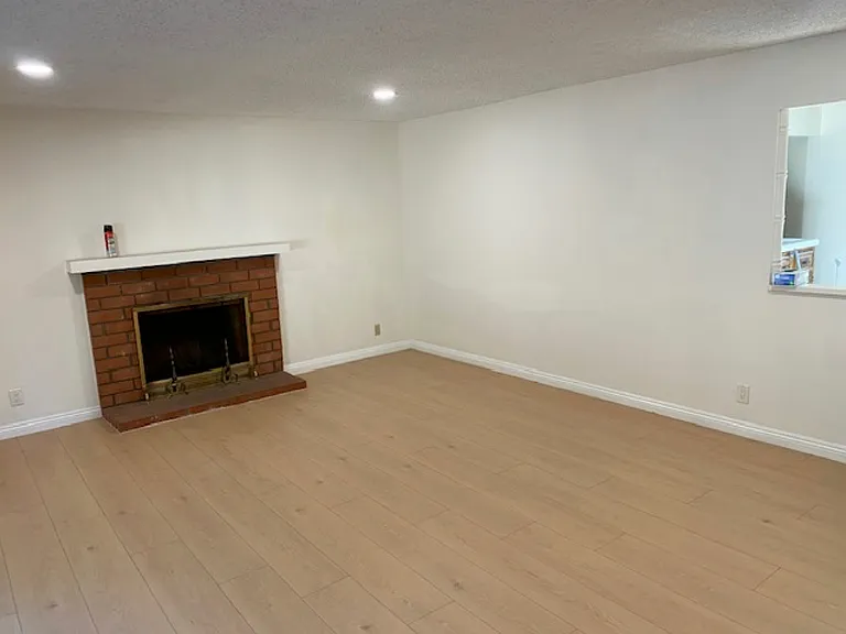 612 N Maryport Ave — Photo 7