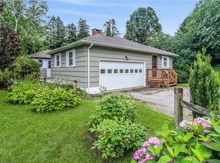 19 Glen Rd, Danbury, CT 06811