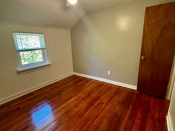 3rd image of 1163 Shadycrest Dr