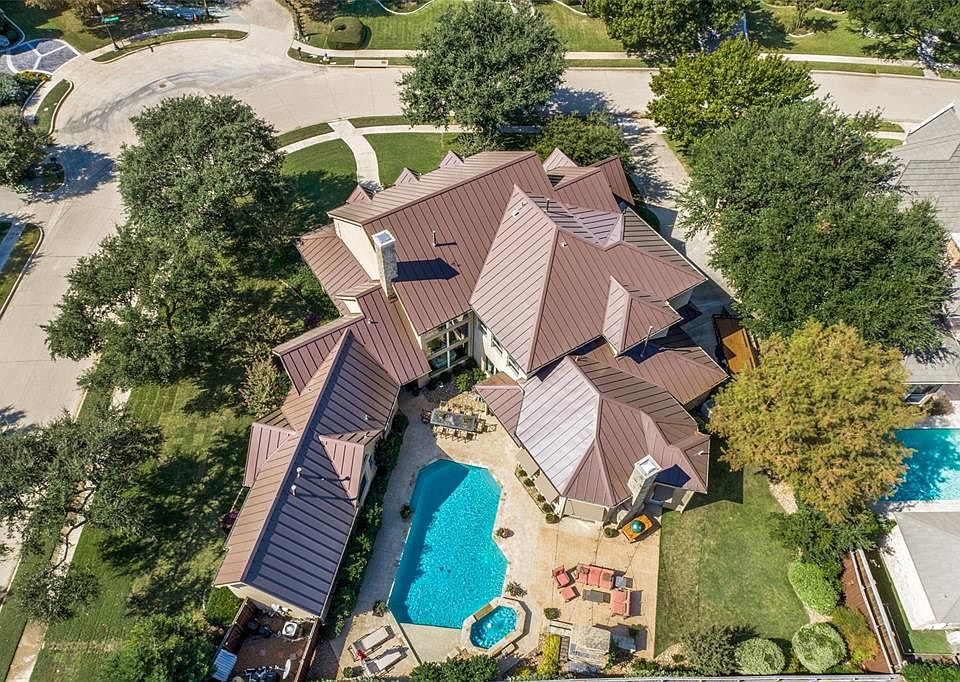 1st image of 3400 Twin Lakes Way