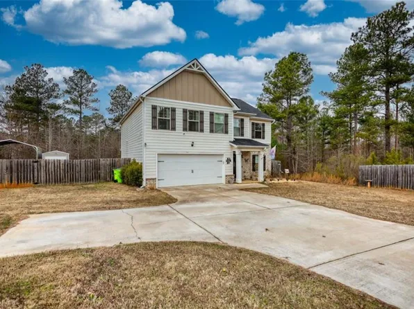 214 Woodlands Dr, Jackson, GA 30233