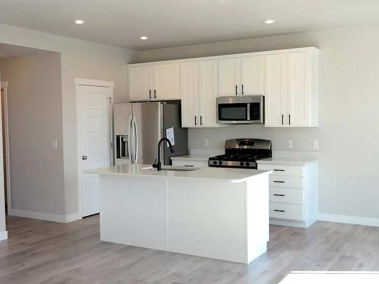 2513 W Wysteria Dr — Photo 5
