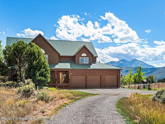 3rd image of 614 Escalante Rd