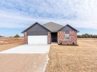 5300 Grassland Dr, Guthrie, OK 73044