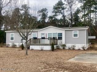 240 Bowen Rd, Harrells, NC 28444