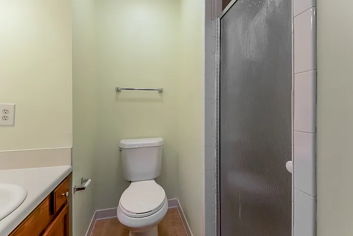 1205 Hillsboro Ln — Photo 10