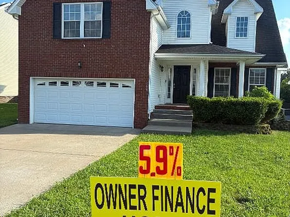 688 Foxfield Dr, Clarksville, TN 37042