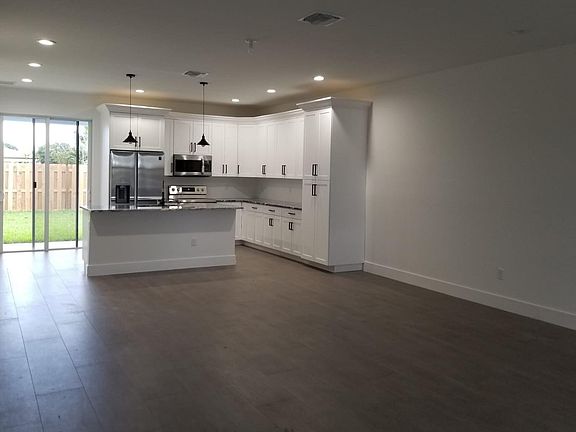 2nd image of 66 Marguerita Dr