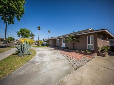 2414 E La Palma Ave, Anaheim, CA, 92806