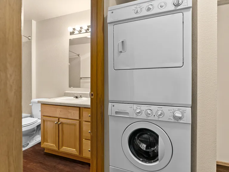 One Bedroom Economy One Bedroom Economy