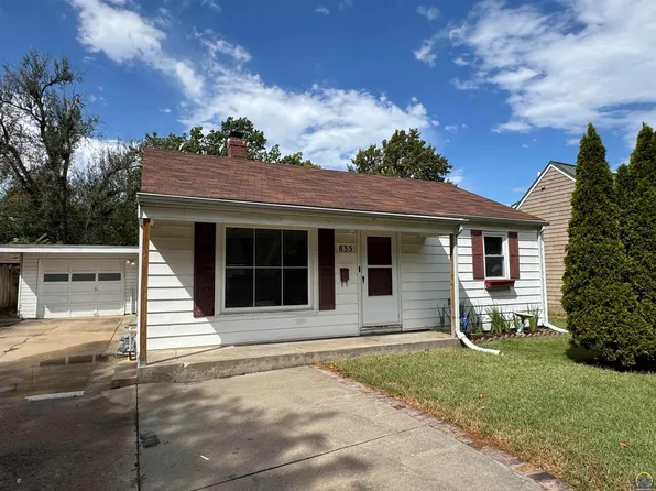 835 SW Anderson Ter, Topeka, KS 66606