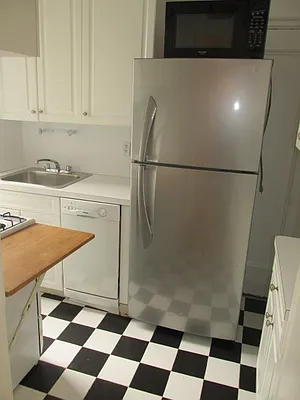 Rented by Luxor Homes & Investment Realty | media 12