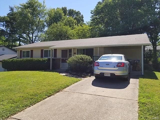 1st image of 1824 Schulte Hill Dr
