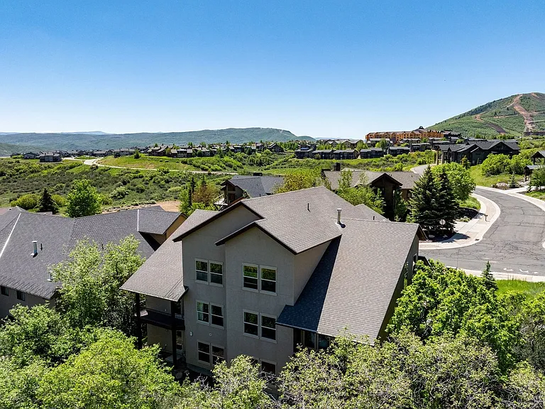 1490 W Alpine Ave — Photo 48