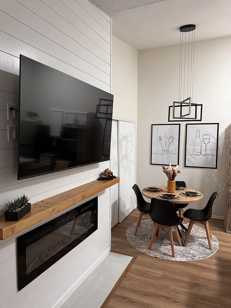 Beautiful renovated one bedroom apartment with balcony — Photo 4