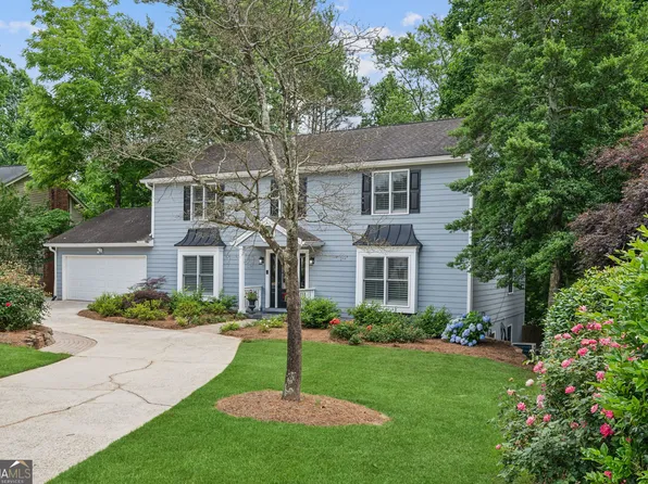 4080 Summit Dr, Marietta, GA 30068