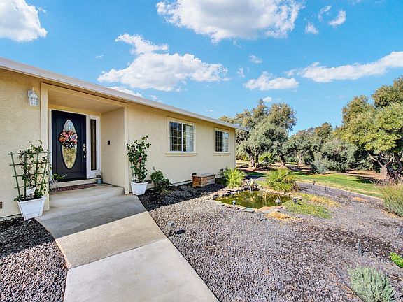 4th image of 23671-23671 Carona Ave