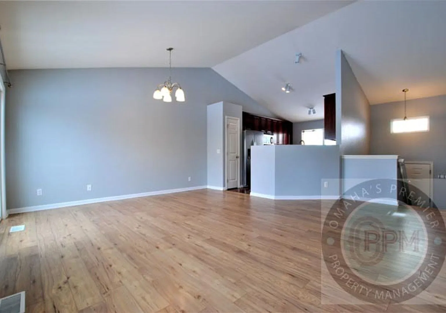 3 Bedroom / 2 Bath In Millard Available Now!! — Photo 3