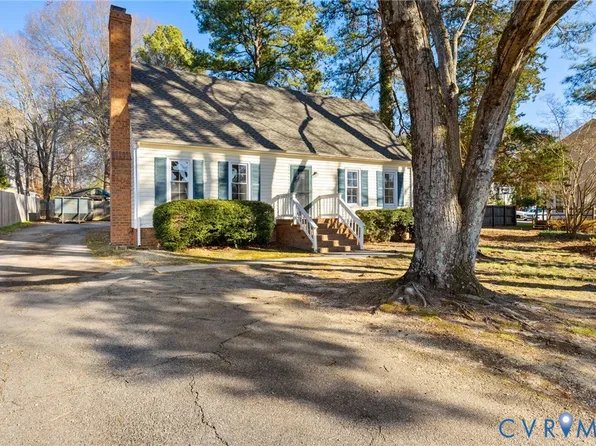 9924 Reams Rd, North Chesterfield, VA 23236