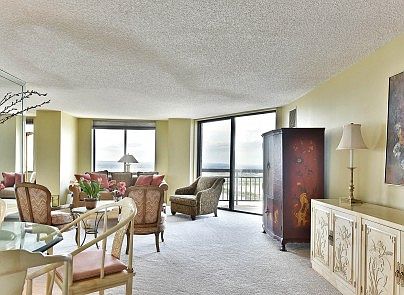 3rd image of 2538 Harmon Cove Tower