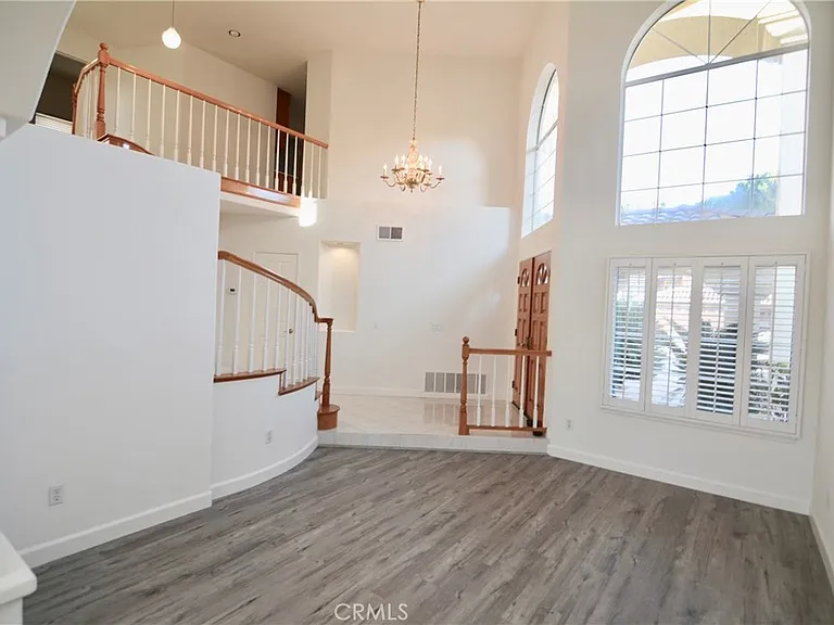 39 Tanglewood — Photo 4