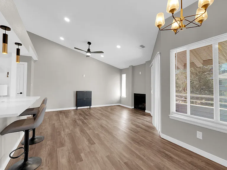 940 Acapulco Ct #61 — Photo 3