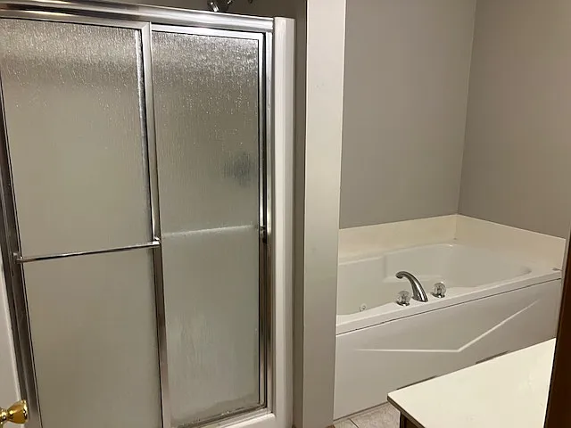 1615 Firestone Lane - C — Photo 2