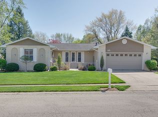 641 Wolf Rd, Decatur, IL 62526