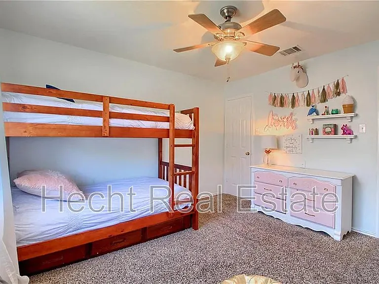 114 Easy St — Photo 4
