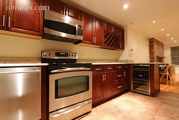 Rented by Corcoran | media 17