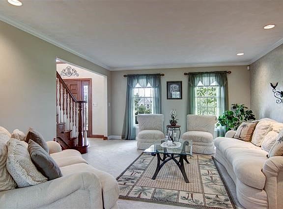 4th image of 12219 Brandon Ct