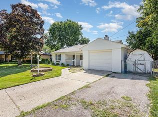 4 Roethke Ct, Saginaw, MI 48602