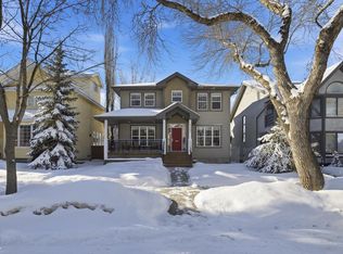 9422 100a St NW, Edmonton, AB