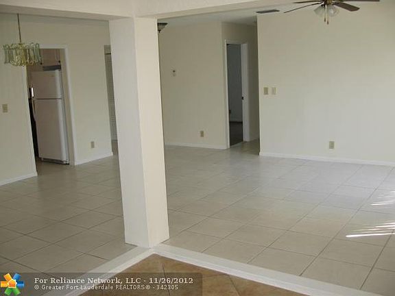 5th image of 3323 Cocoplum Cir #3306
