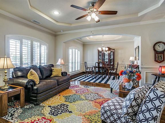 5th image of 12701 Forest Glen Ln