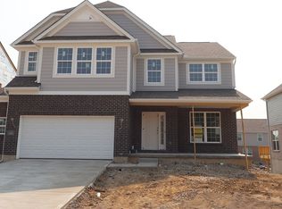 640 Goldfinch Dr, Beavercreek, OH 45434