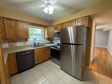 114 Olin Dr — Photo 6