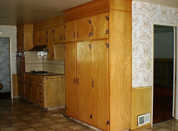 4th image of 835 Whitethorne Dr