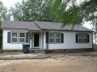909 Beech St, Magnolia, AR 71753