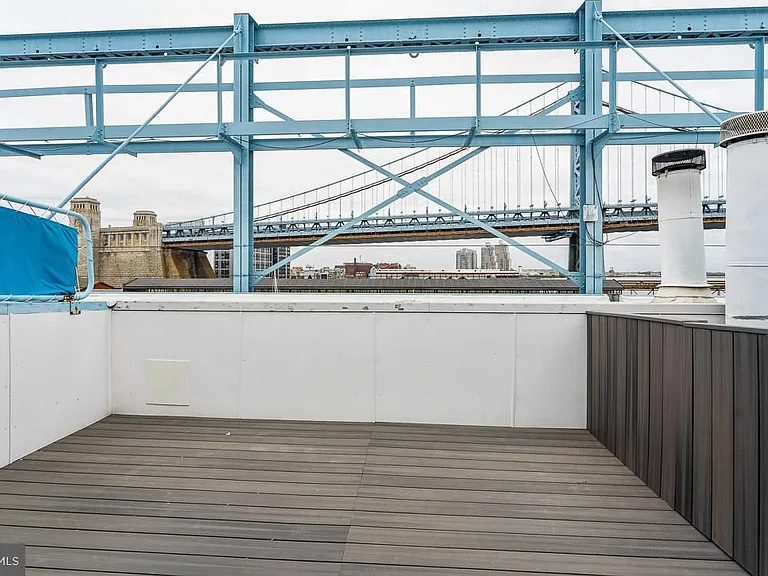 7 N Columbus Blvd #223 — Photo 28