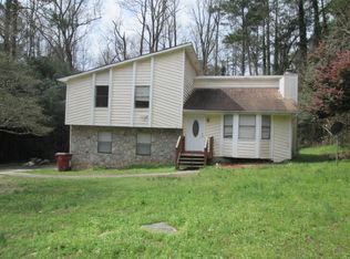 4023 Tanglewood Rd, Snellville, GA 30039