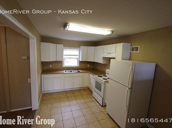 5th image of 10605 Eastern Ave