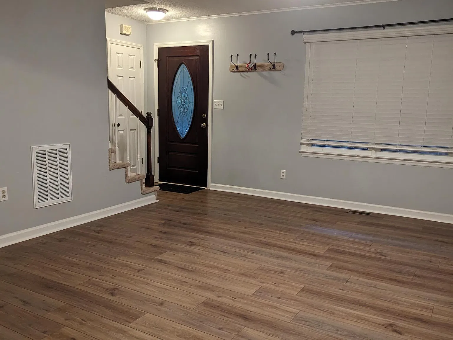 3 bed, 1558 sqft, $2,000 — Photo 4