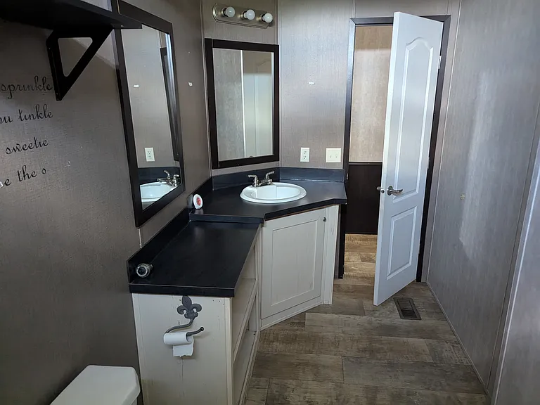 168 Harvey Rd — Photo 15