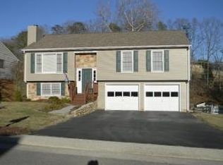 3331 Green Ridge Ct, Roanoke, VA 24019
