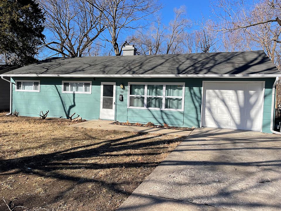 1st image of 11306 Corrington Ave