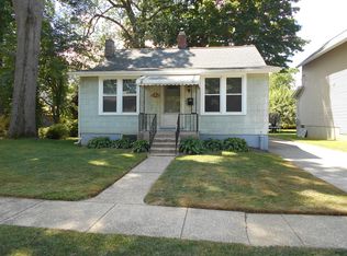 418 Chelsea Ave, Erie, PA 16505
