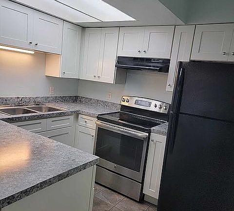 2nd image of 8720 E Moonrise Ln #8720