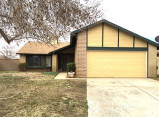37324 Halfmoon Dr, Palmdale, CA 93550