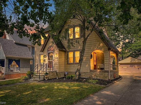 3rd image of 943 Cambridge Rd